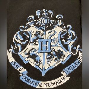 Hogwarts Crest T -Shirt